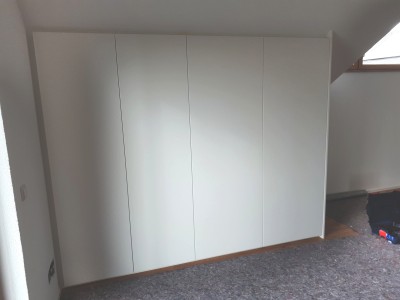 20221107 Kniestockeinbauschrank1