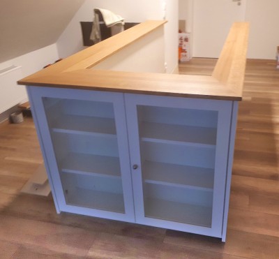 20201208 Treppenschrank09