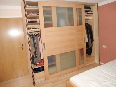 Raumhoher Schlafzimmerschrank53072051